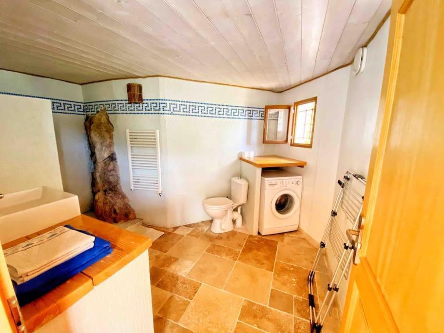Bas De Villa Au Milieu Des Oliviers. Chateauneuf-Villevieille Ngoại thất bức ảnh