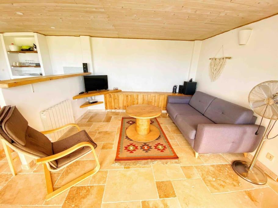 Bas De Villa Au Milieu Des Oliviers. Chateauneuf-Villevieille Ngoại thất bức ảnh