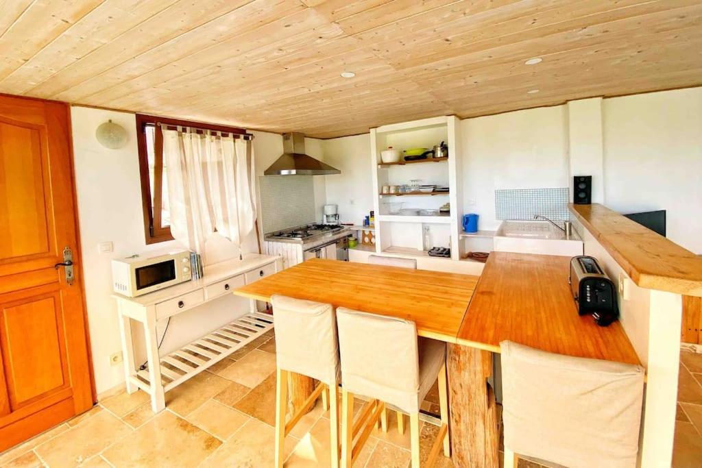 Bas De Villa Au Milieu Des Oliviers. Chateauneuf-Villevieille Ngoại thất bức ảnh